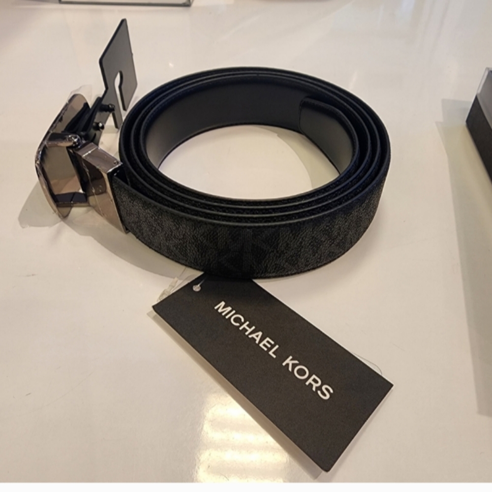 Michael kors men's logo belt - Picture 5 of 6